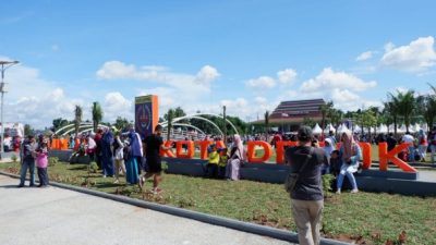 Alun – Alun Kota Depok Diresmikan dan Dibuka Untuk Umum