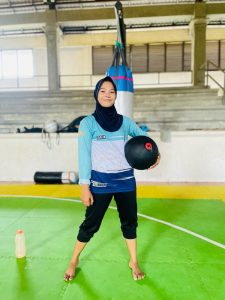 Vina Istiyanah, Pesilat Sampang mewakili Jawa Timur pada PON XX di Papua
