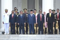 Dimpimpin Jokowi, Prabowo Hadiri Pelantikan Calon Perwira Remaja TNI-Polri di Istana