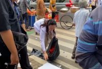 Relawan Prabowo-Gibran dan TIDAR Turun Bebersih, 30 Menit Pasca Pendaftaran Jalan Bersih dan Lalin Lancar