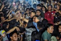Gibran Ajak Warga Jambi Konser Bareng Sambil Borong Es Teh Gelas