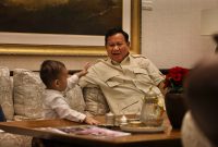 Prabowo Takjub dengan Cita-cita Kenkulus Jadi Insinyur dan Ingin Bikin Pesawat