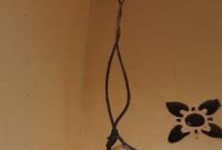 Puluhan Warga Cibuaya Diduga Kena Tipu Oknum Pegawai PLN Rengasdengklok,Hingga Kini kWh Meter Tak Kunjung Dipasang Juga.