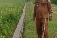 Kades Waluya Mulyana Raih Apresiasi Luar Biasa dari Warganya