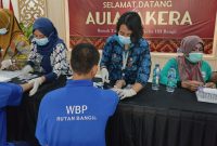 Program Mobile VCT, Rutan Bangil Kanwil Kemenkumham Jatim Bersama Puskesmas Bangil Deteksi Dini Cegah HIV/AIDS