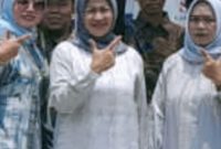 Netralitas Kepala Desa Dilanggar: Foto Bersama Paslon, Hukum Diabaikan