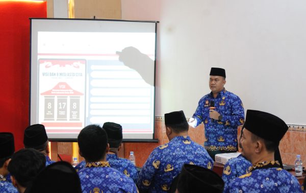 DUKUNG PENGUATAN ASTA CITA PRESIDEN RI DAN PERINTAH HARIAN MENTERI IMIPAS, LAPAS PASURUAN GELAR RAPAT DINAS