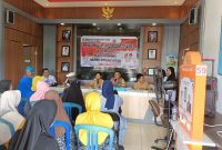 Pastikan Keamanan, Polsek Anggana Kawal Penyaluran BLT di Desa Tani Baru