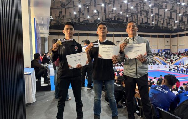 Tiga Personel Brimob Kaltim Raih Prestasi Membanggakan di Ajang KONI-Bayan Championship 2025 Cabor Karate