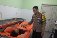 Respons Cepat Polsek Loa Janan Tangani Penemuan Mayat Gantung Diri di Bengkel Las