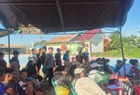 Bhabinkamtibmas Polsek Loa Janan Kawal Langsung Pekan Olahraga Dusun di Desa Batuah