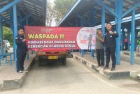 Polda Kaltim Gencarkan Kampanye Kamtibmas di Wilayah Balikpapan Utara Lewat Pemasangan Spanduk dan Stiker Edukatif
