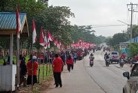 Polsek Kota Bangun Inisiasi Pengibaran 530 Bendera Merah Putih Sambut HUT RI ke-80