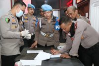 Polda Kaltim Gelar Tes Urine Personel untuk Deteksi Dini Penyalahgunaan Narkoba