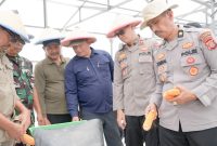 Polres Kukar Bersama Forkopimda Gelar Panen Raya Jagung Serentak Dukung Swasembada Pangan 2025