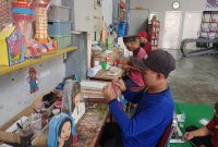 Dari Balik Jeruji, Warga Binaan Lapas Kelas IIA Purwokerto Tunjukkan Kreativitas Melalui Pembuatan Celengan Karakter