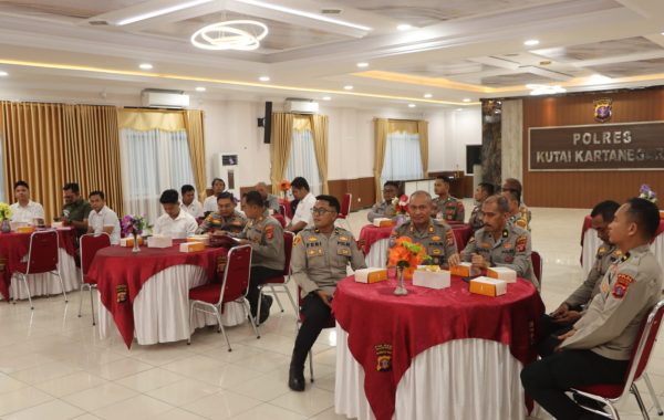 Bersama Wujudkan Polri Humanis, STIK Lemdiklat Polri Gelar Supervisi di Polres Kutai Kartanegara
