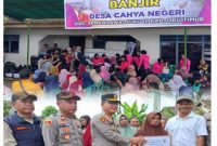 Kapolres OKU Timur Tinjau Lokasi Banjir, Serahkan Bantuan Sosial di Dua Kecamatan