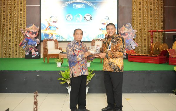 Perkuat Pemahaman Hukum, Rutan Surakarta Gandeng Bapas Surakarta Sosialisasikan KUHP dan KUHAP bagi Petugas